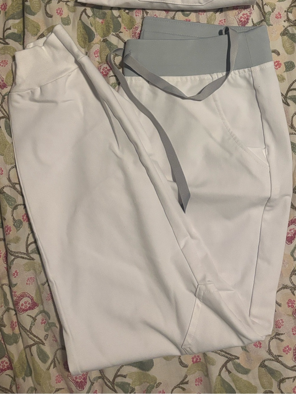 Figs optic white joggers